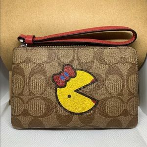 COACH Wristlet Signature Canvas MS. PACMAN